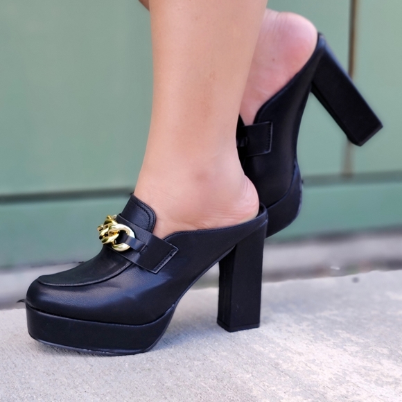 Shoes - Women Platform Heeled Mule Open Loafers Black Color